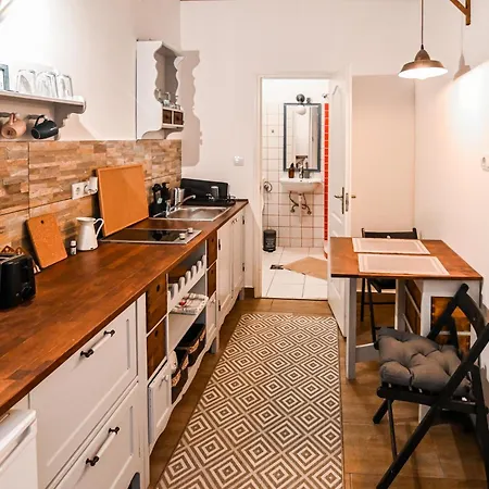 Acacia Downtown / Ac 아파트 부다페스트